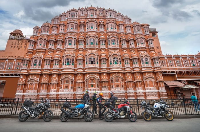 BMW vs Ducati vs Harley vs Triumph - 2000km ADV road trip comparison